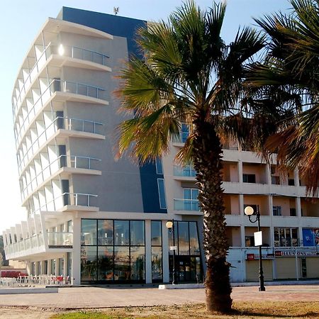 Water'S Edge Hotel Бирзеббуджа Экстерьер фото