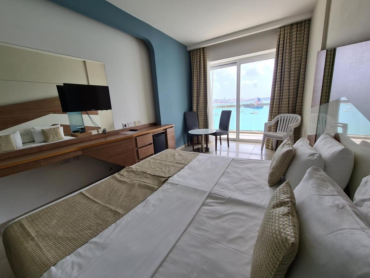 Water'S Edge Hotel Бирзеббуджа Экстерьер фото